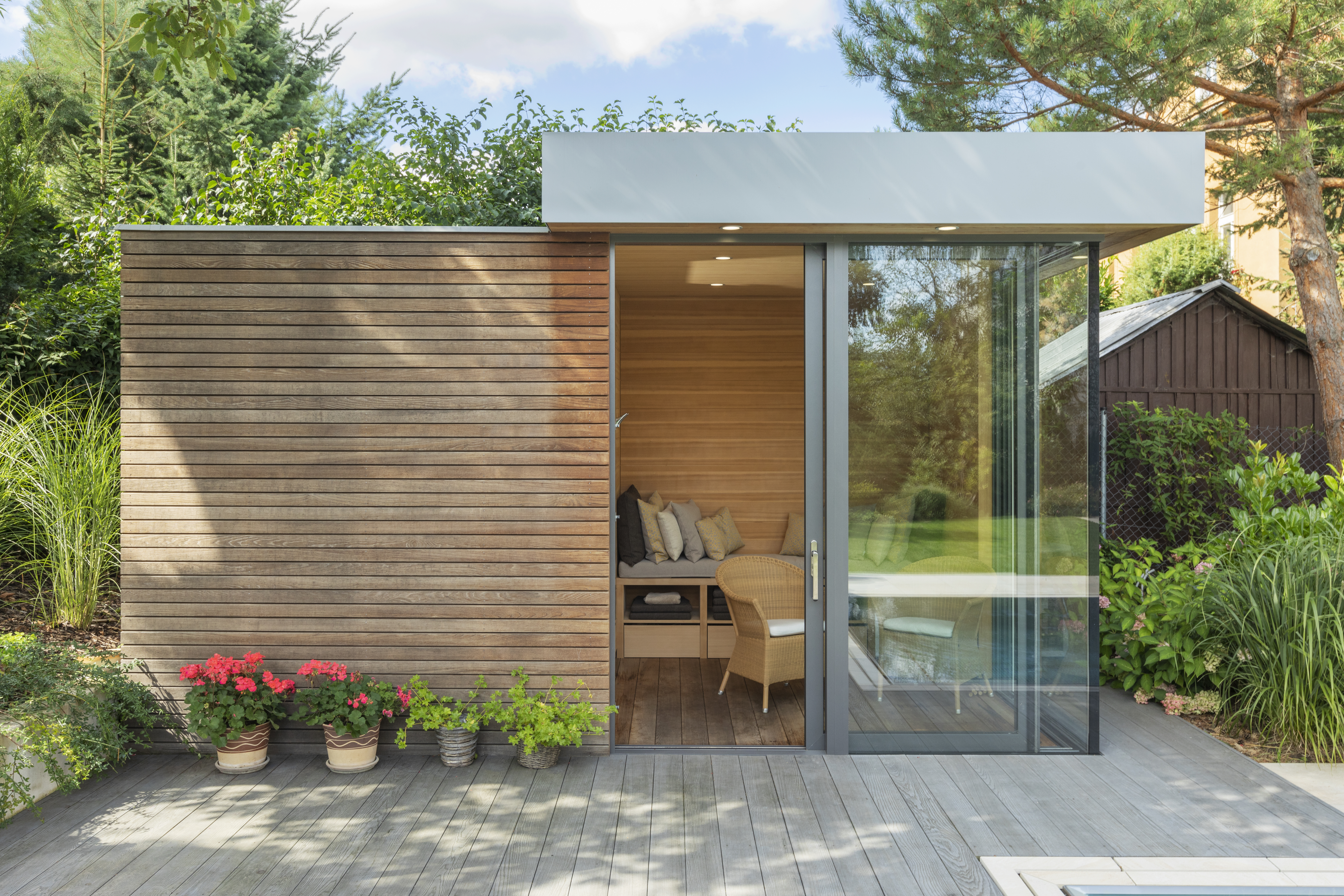Outdoor garden private sauna with luxury design