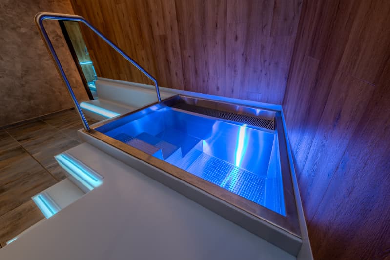 ochlazovaci-bazenek-imaginox1 luxury stainless steel cool pool