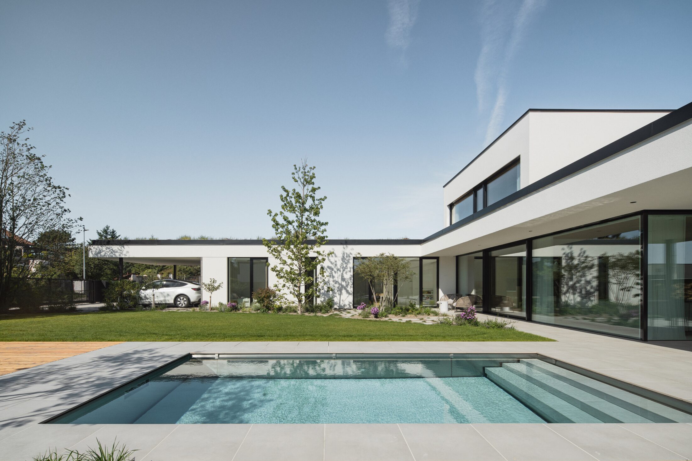 Imaginox | Nerezový bazén se zvedacím dnem ve spolupráci s Luni architekti