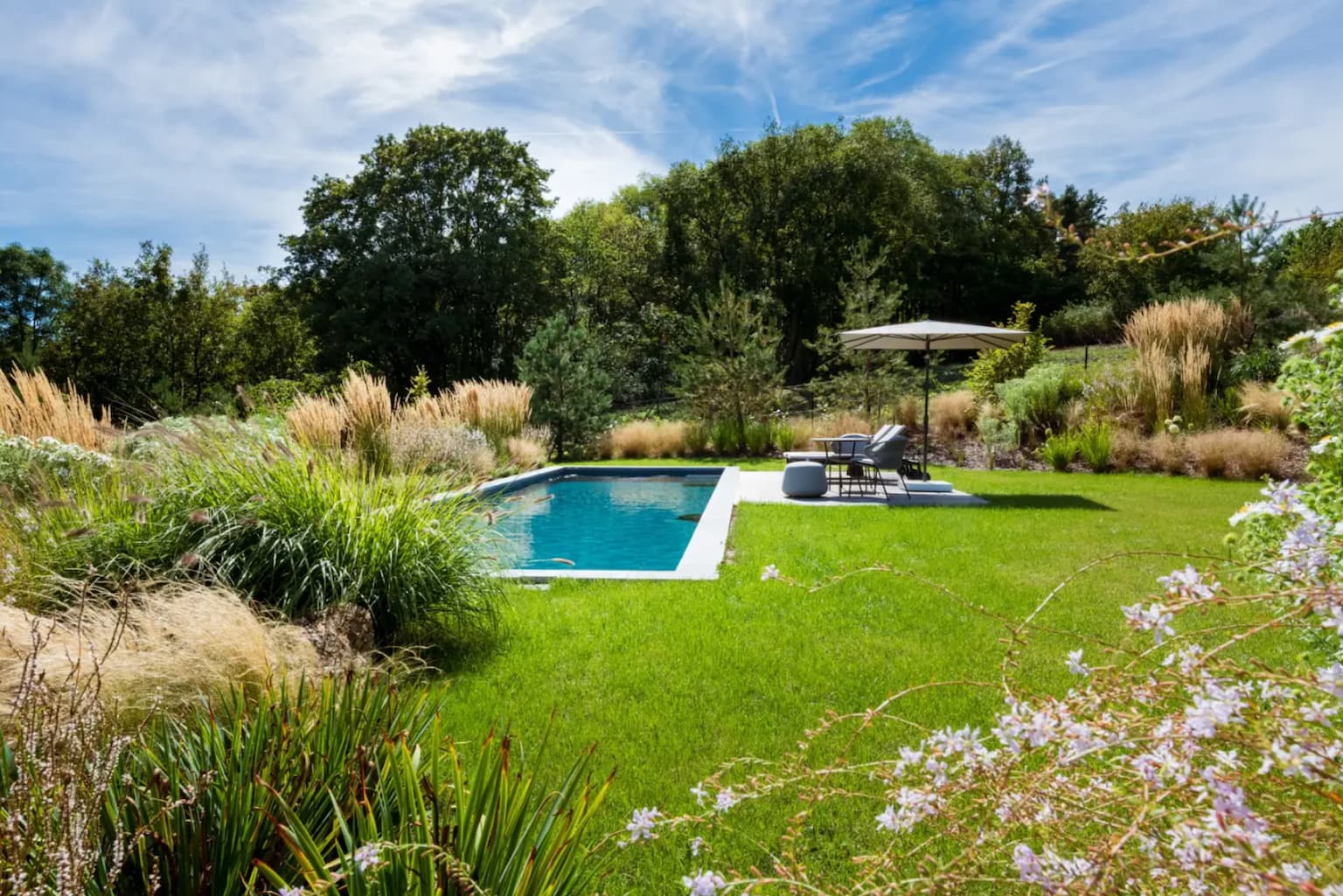 Imaginox | Private wellness area with a TAO TRUST Finnish sauna and an IMAGINOX stainless steel plunge pool